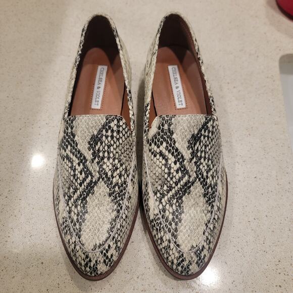 Chelsea & Violet Jenna Faux Snake Print Leather Tailored Loafers‎ Size 7 Retro - Picture 4 of 10
